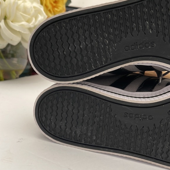 ADIDAS DAILY DOVE GREY 3.0 CASUAL SNEAKERS MENS-BOYS SIZE 6.5. WOMANS SIZE 8 - Picture 15 of 16